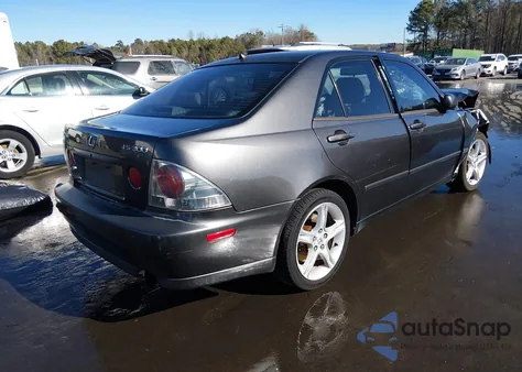 2001 Lexus Is 300 z USA, uszkodzony, nr VIN JTHBD182110005278